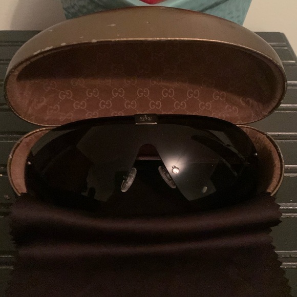 Gucci aviators sunglasses w/case🤎 - Picture 3 of 10